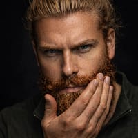 Gepflegter Bart – natürliche Bartpflege