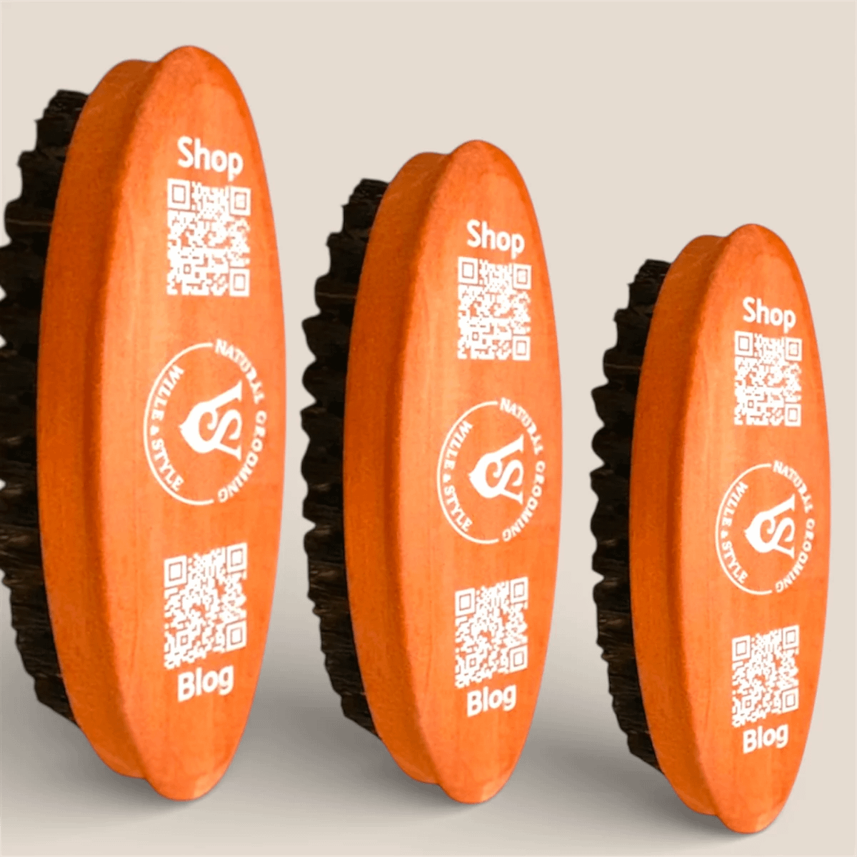 Bartbürste aus Wildschwein-Naturborsten von Wille&Style - kompakte Form, natürliche Pflege für Bart und Haut.